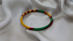 Kimba I Le bracelet en wax
