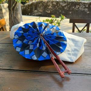 Demba | L'�ventail en wax