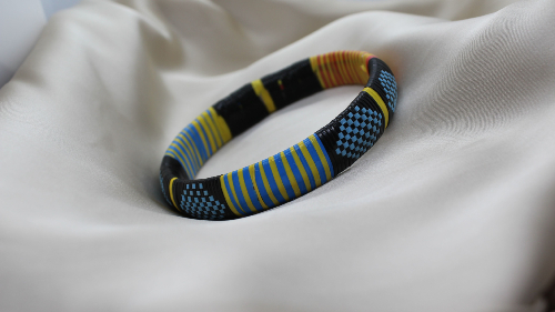 Gningnemdo | Le bracelet en fibre plastique recyclée