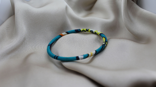 Guirga I Le bracelet en wax