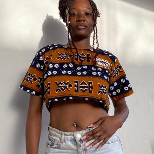 Gaoua | Le haut crop-top en WAX 