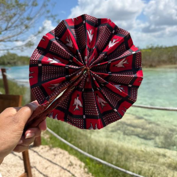 Morolaba | L'éventail en wax