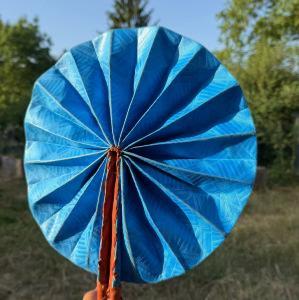 Diarra | L'éventail en wax bleu