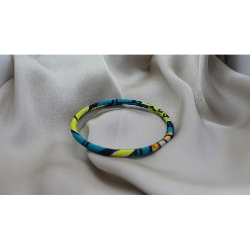 Warga I Le bracelet en wax